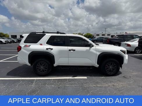 Used 2025 Toyota 4Runner SR5 AWD/4WD image 8