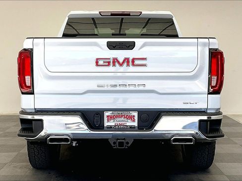 New 2026 GMC Sierra 1500 SLT w/ SLT Premium Package image 3