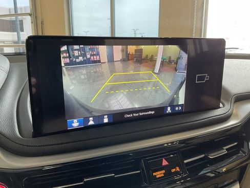 Certified 2025 Acura MDX SH-AWD image 18