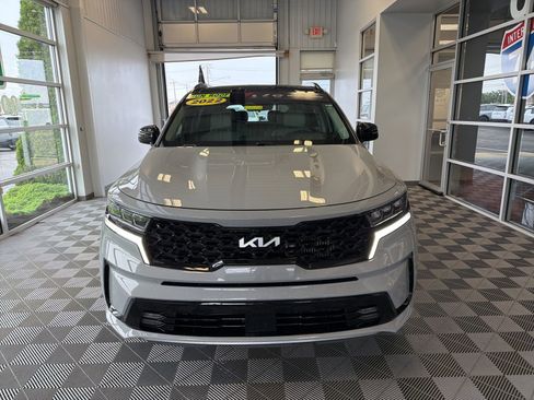 Used 2022 Kia Sorento SX AWD/4WD image 2