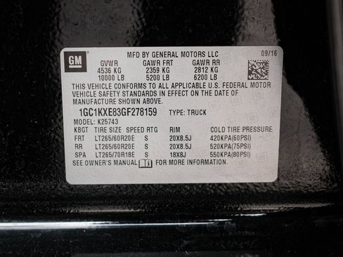 Used 2016 Chevrolet Silverado 2500 High Country w/ Duramax Plus Package image 36