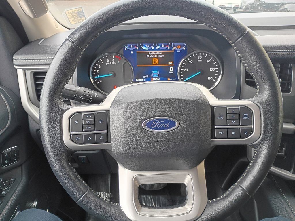 Used 2024 Ford Expedition XLT AWD/4WD image 25