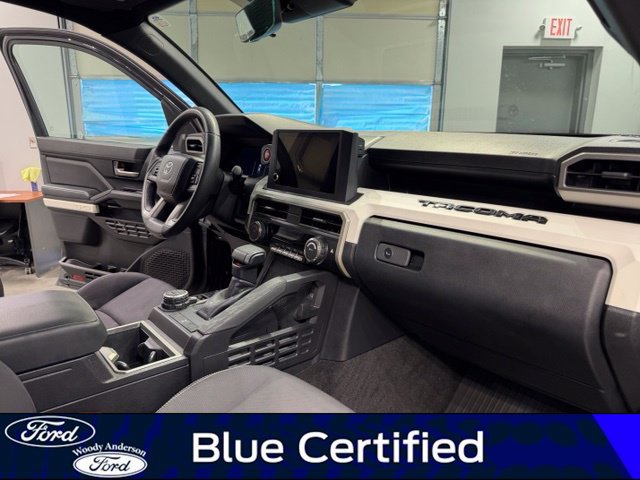 Used 2024 Toyota Tacoma TRD Off-Road AWD/4WD image 25
