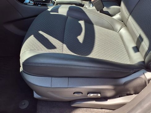 Used 2022 Buick Encore Preferred w/ Safety Package AWD/4WD image 20