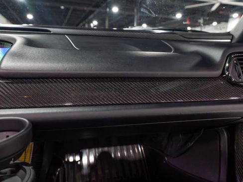 Used 2015 Porsche 918 Spyder image 33