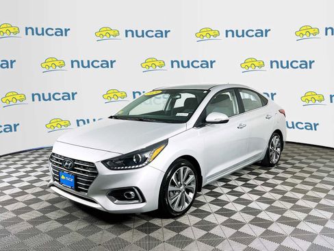Used 2020 Hyundai Accent Limited FWD image 3