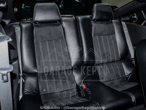 Used 2013 Ford Mustang GT Premium RWD image 86