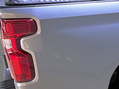 Used 2025 Chevrolet Silverado 1500 LT image 13