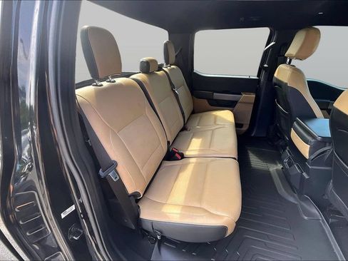 Used 2023 Ford F150 XLT AWD/4WD image 28