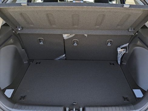 New 2025 Hyundai Venue Limited image 13