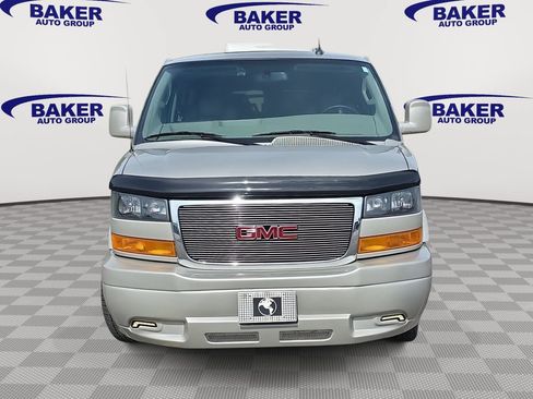 Used 2022 GMC Savana 2500 w/ Enhanced Convenience Package RWD image 2