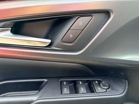 New 2026 Chevrolet Equinox EV RS FWD image 16