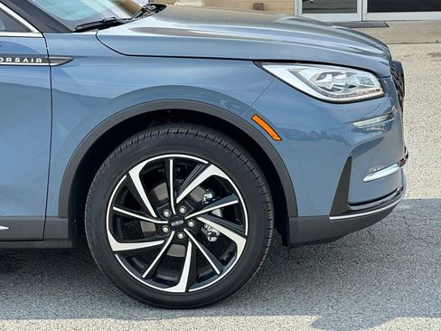 Used 2025 Lincoln Corsair Reserve FWD image 43