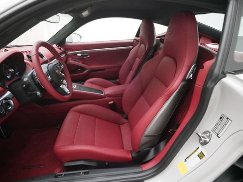 Certified 2025 Porsche 718 Cayman GTS RWD image 13