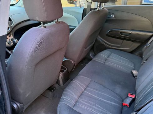 Used 2015 Chevrolet Sonic LT image 14