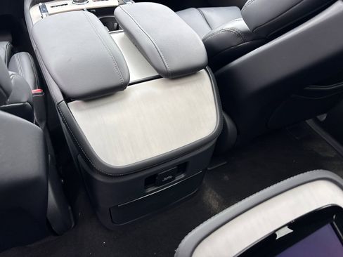 New 2026 Lincoln Navigator Reserve w/ Jet Appearance Package AWD/4WD image 32