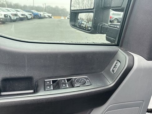 Used 2023 Ford F250 XL image 12