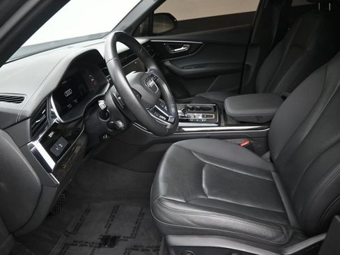 Used 2023 Audi Q7 3.0T Premium Plus w/ Premium Plus Package AWD/4WD image 12
