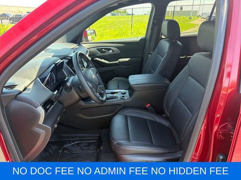 Used 2023 Chevrolet Traverse LT w/ LT Premium Package AWD/4WD image 11
