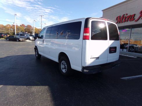 Used 2012 Chevrolet Express 3500 LT w/ LT Preferred Equipment Group RWD image 9