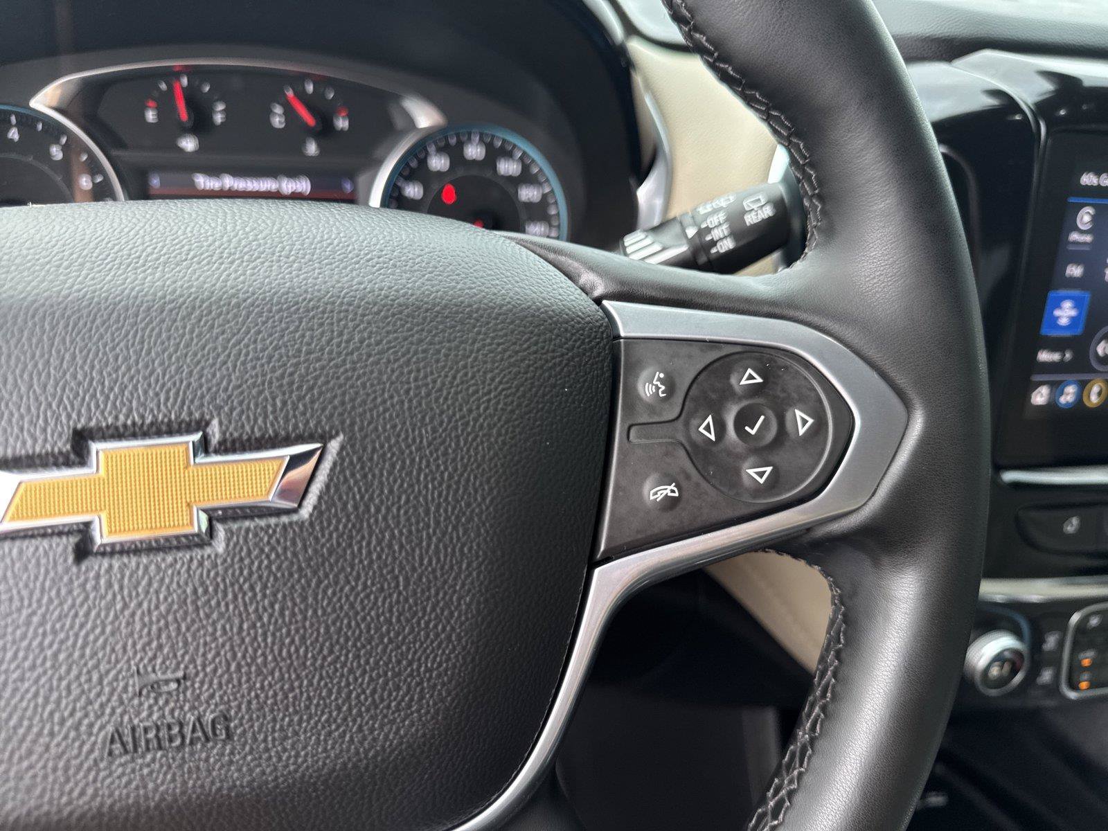 Used 2023 Chevrolet Traverse LT FWD image 22