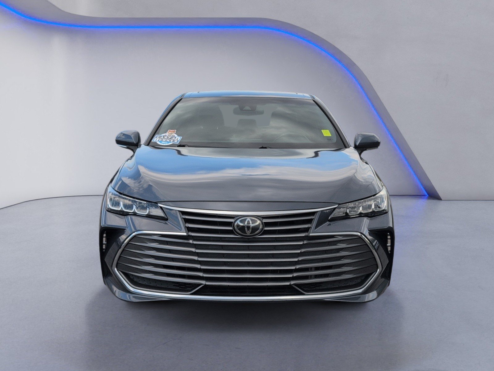 Used 2020 Toyota Avalon XLE w/ Moonroof Package FWD image 13
