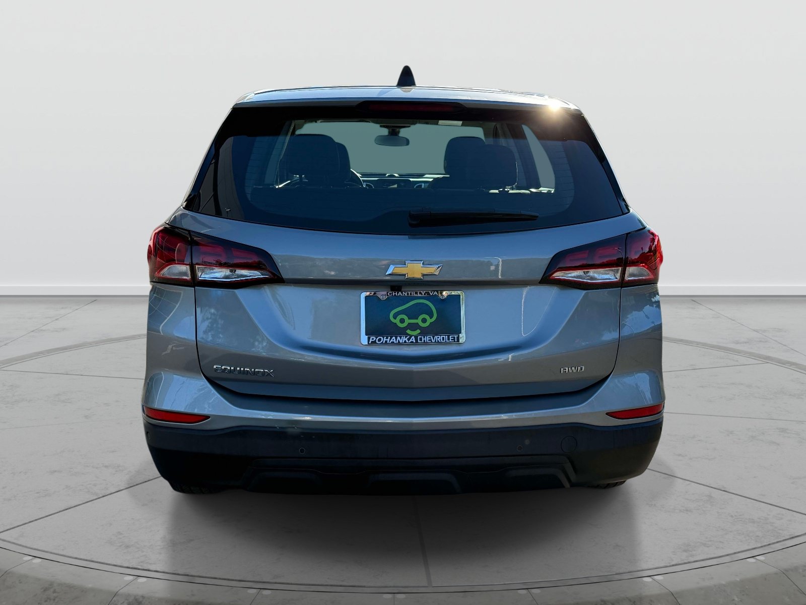 Certified 2024 Chevrolet Equinox LS w/ Driver Confidence II Package AWD/4WD image 3