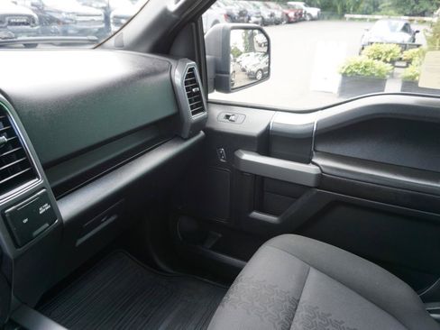 Used 2018 Ford F150 XLT w/ Equipment Group 302A Luxury AWD/4WD image 24