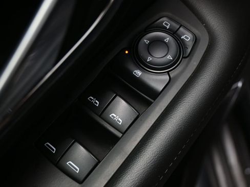 Used 2023 GMC Yukon XL SLE RWD image 12