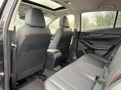 Used 2020 Subaru Crosstrek 2.0i Limited w/ Moonroof Package w/Navigation AWD/4WD image 12