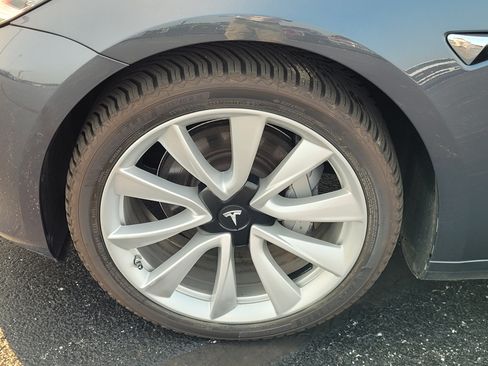 Used 2018 Tesla Model 3 Long Range AWD/4WD image 10