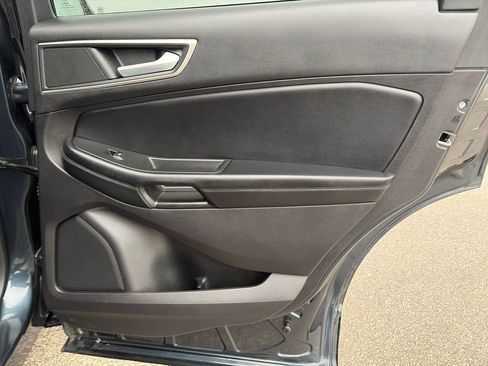 Used 2022 Ford Edge SEL image 29