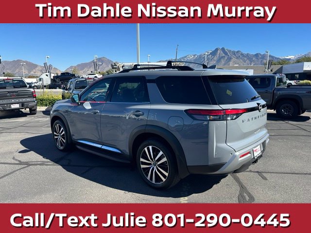 Used 2024 Nissan Pathfinder Platinum w/ Cargo Package AWD/4WD image 8