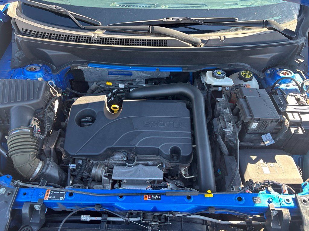 Used 2024 GMC Terrain AT4 w/ LPO, Floor Liner Package AWD/4WD image 13