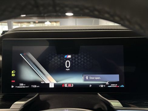 Used 2025 BMW 740i xDrive image 13