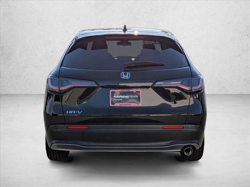 Used 2025 Honda HR-V Sport image 7