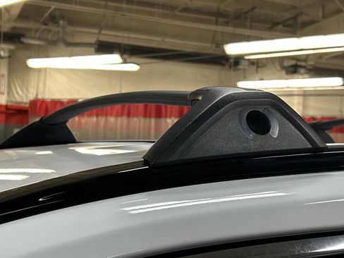 Used 2021 Toyota RAV4 XLE AWD/4WD image 6