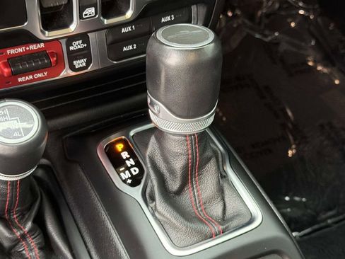 Used 2020 Jeep Gladiator Rubicon image 12