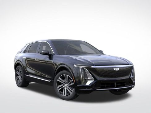 New 2026 Cadillac Lyriq Luxury RWD image 7
