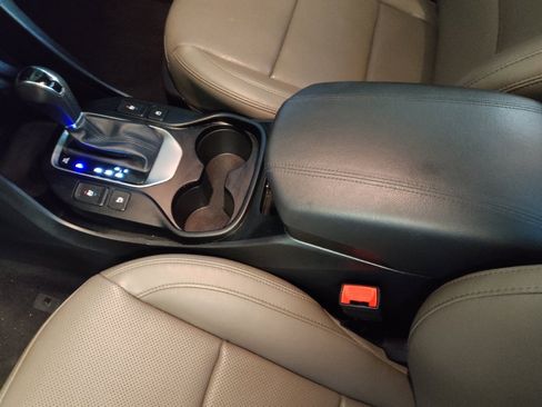 Used 2018 Hyundai Santa Fe Sport image 26