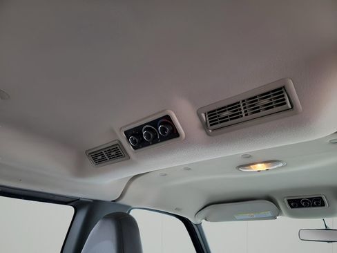 Used 2015 Chevrolet Express 2500 LS image 29