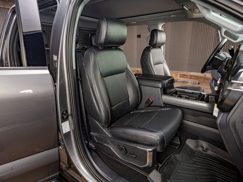 Used 2024 Ford F250 Lariat w/ Lariat Ultimate Package image 31