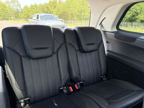 Used 2017 Mercedes-Benz GLS 450 4MATIC w/ Premium Package image 9