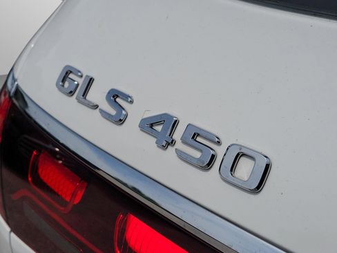 Certified 2026 Mercedes-Benz GLS 450 4MATIC image 2