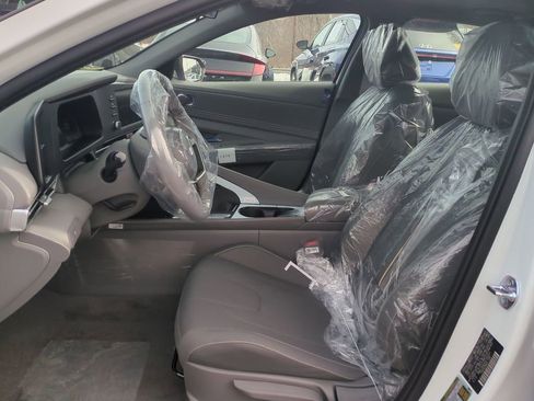 New 2026 Hyundai Elantra SEL Sport Premium FWD image 21