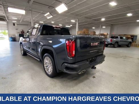 Used 2020 GMC Sierra 1500 Denali w/ Denali Ultimate Package AWD/4WD image 9