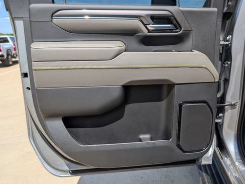 New 2026 Chevrolet Silverado 2500 ZR2 w/ ZR2 Bison Edition AWD/4WD image 8