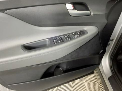 Certified 2023 Hyundai Santa Fe SE FWD image 19