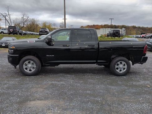New 2026 RAM 2500 Big Horn AWD/4WD image 5