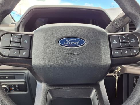 Used 2025 Ford F150 XL w/ Equipment Group 103A High AWD/4WD image 19